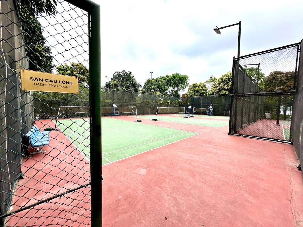 Căn hộ Fully Furnished Studio, 5 Star Class With Gym, Pools, Tennis Yard & Other Outdoor Sport Hà Nội