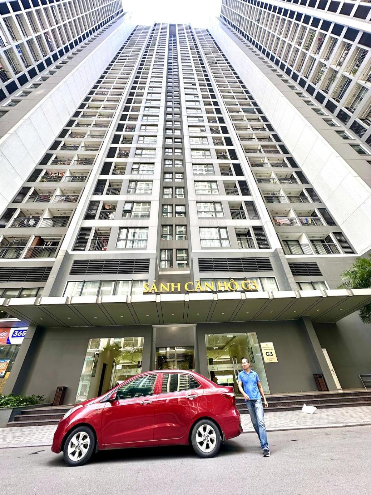 Căn hộ Fully Furnished Studio, 5 Star Class With Gym, Pools, Tennis Yard & Other Outdoor Sport *